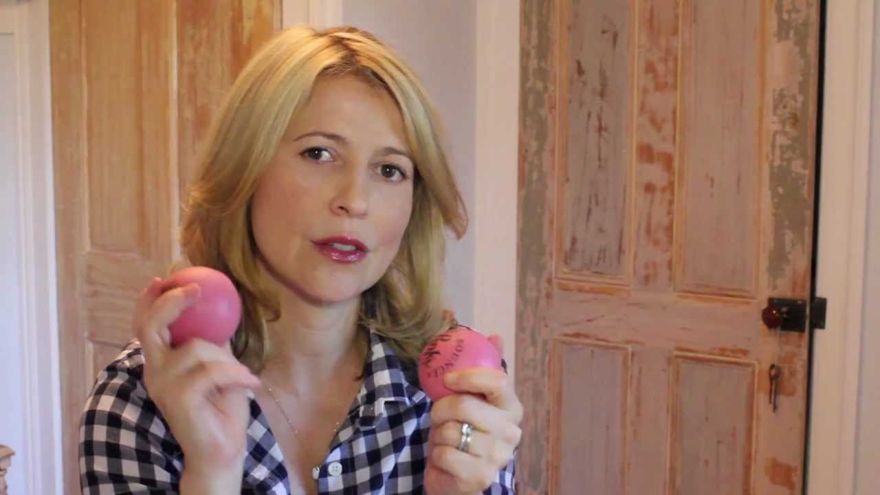 Samantha Brown Tips - Pinky Balls