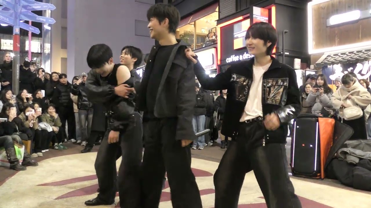 260215 Korean kpop performance team M_OCEAN (모션) - Gentleman (PSY) Hongdae Busking