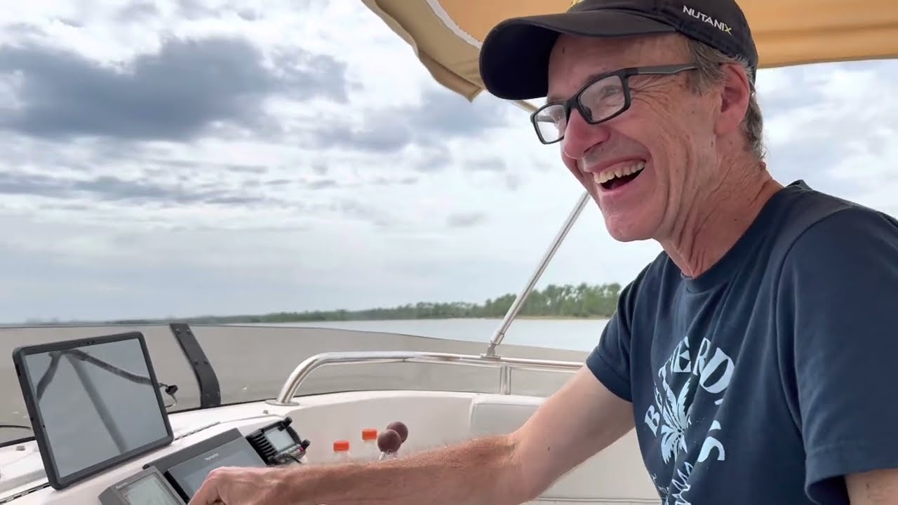 D2 Yacht training !!!!!Mainship 390 Delivery Sea sick!!! Ho no with No Regret Captain Paul