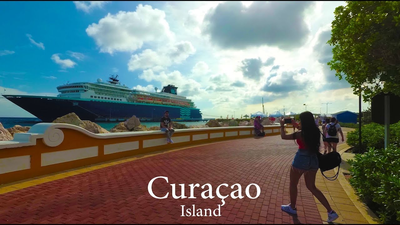 Curacao - Walking around Otrobanda - Willemstad  Aug 2017 - Yi 4K+