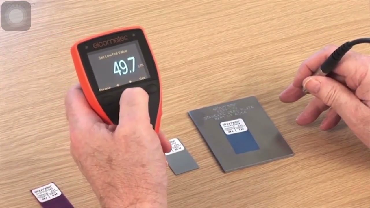 Como calibrar el medidor de espesor de recubrimientos Elcometer 456