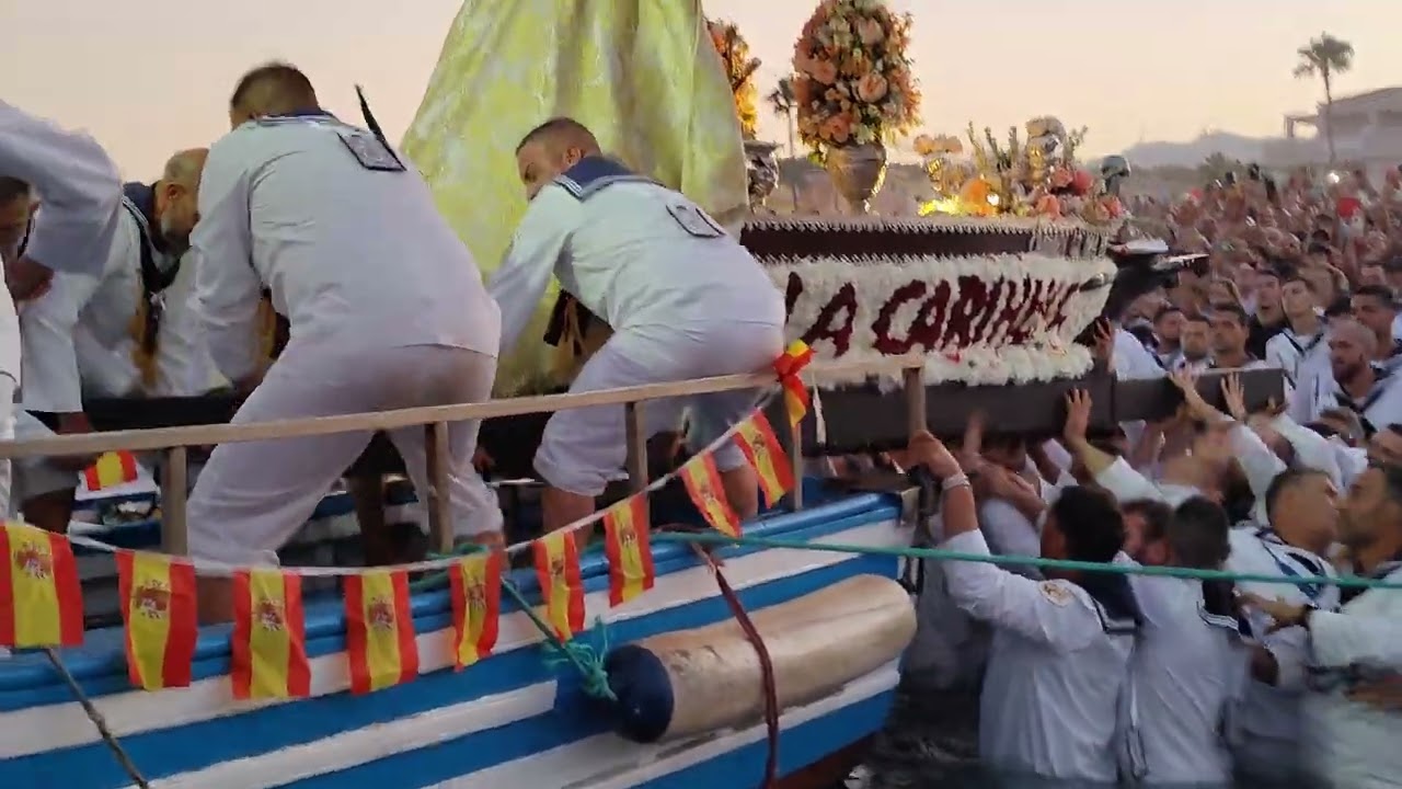 Virgen del Carmen ✨ La Carihuela 2025 ✨ Procesión Marítima de la Virgen del Carmen  ⚓ Momento único