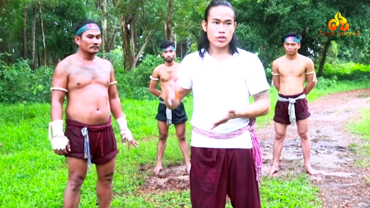 ការបង្ហាញទ្វាទាំង១២នៃក្បាច់គុនបុរាណខ្មែរល្បុក្កតោ/ Chhorn Chanvireak master Kun Bokator