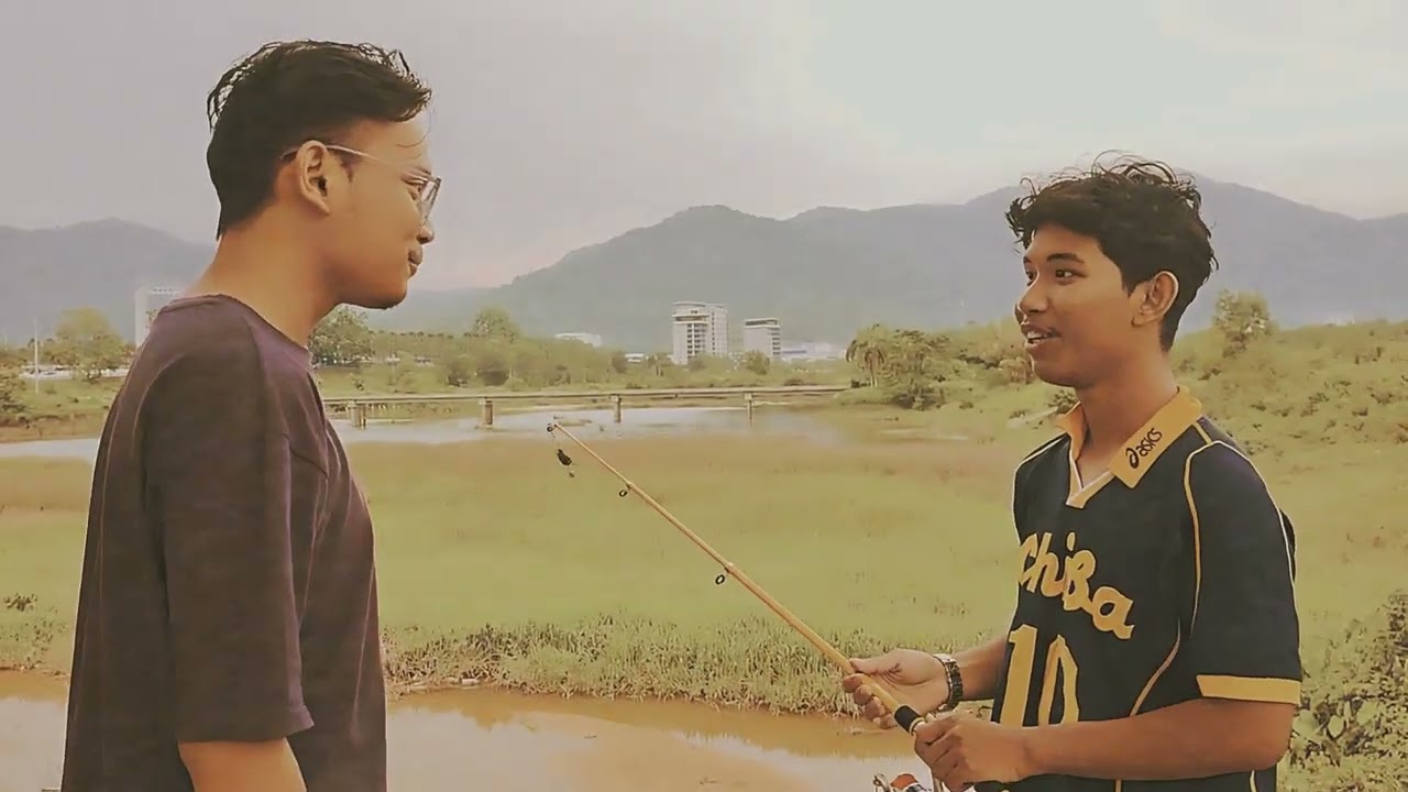 HPC2013-ROLEPLAY-A DAD WHO MISSES HIS SONS, AND WANTED TO CELEBRATE TOGETHER FOR AIDILFITRI(DTE0204)