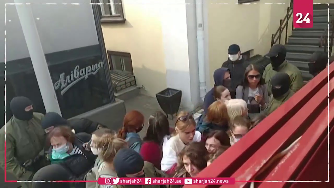 Belarus police violently detain women protesters