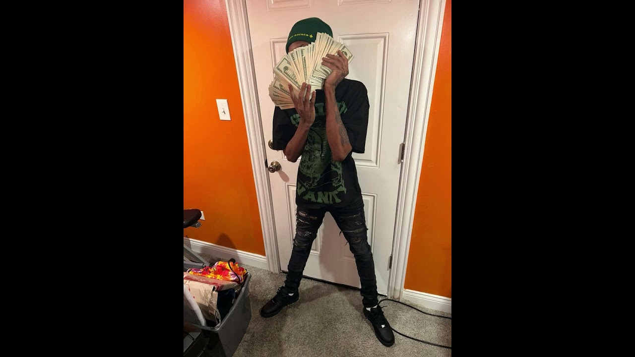 4Block Lil Mari - Party Lyfe ( instrumental ) prod kindenthe3rd