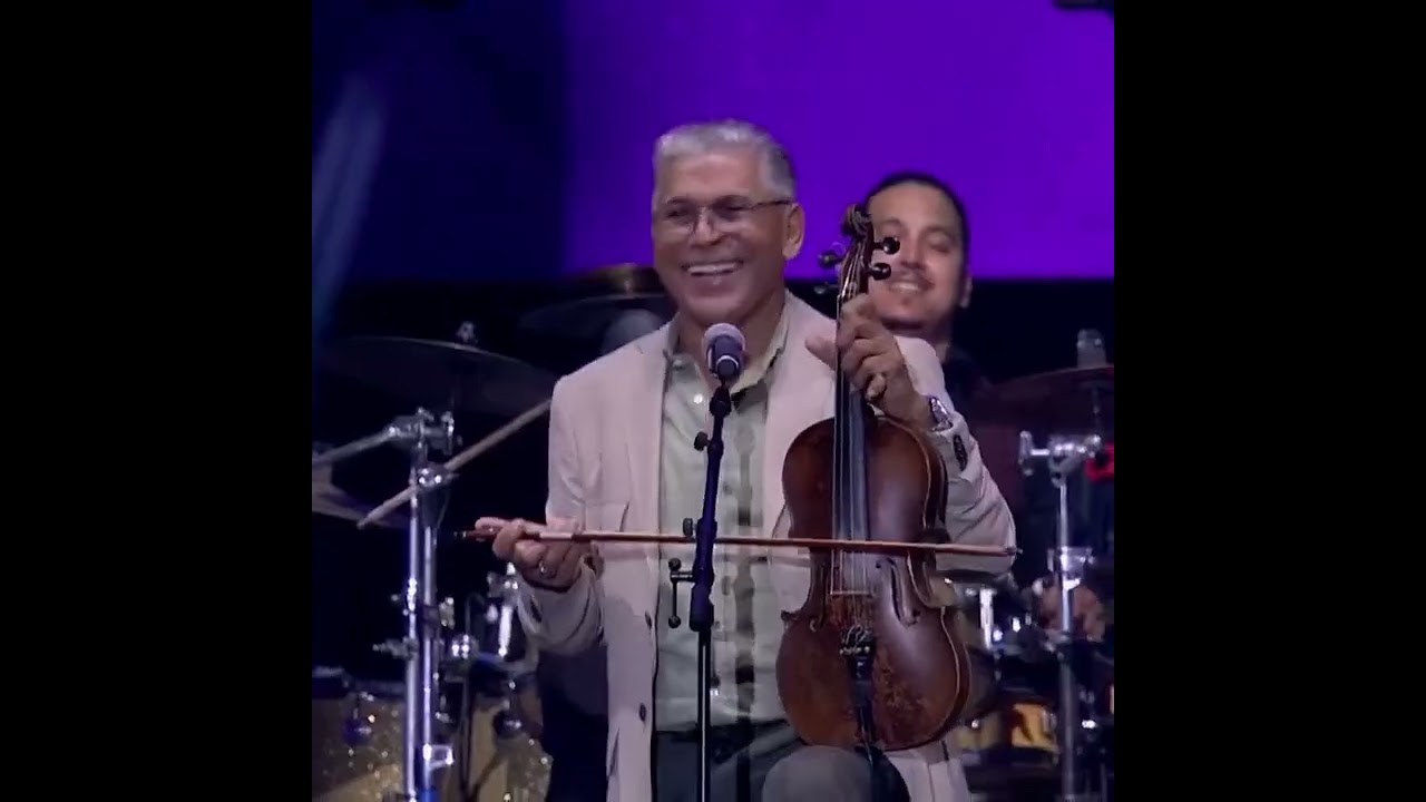 الطلعة ديال مول بالعود يشعل موازين ستاتي عبد العزيز Festival Mawazine 2025 #chaabi