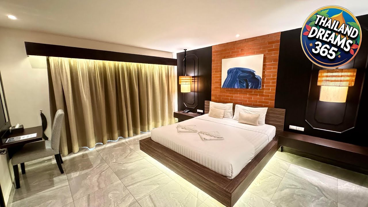 De Coze Hotel | Phuket, Thailand | Hotel Review 🏩