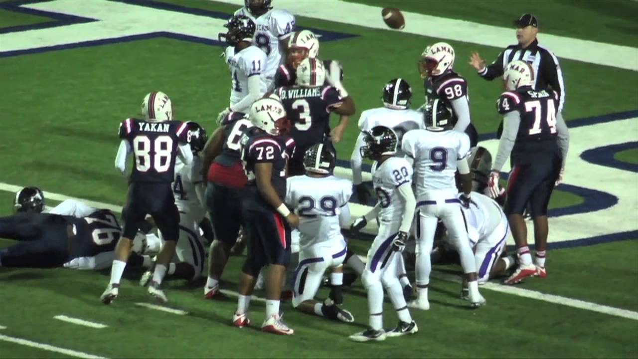 2015 Bi-District Playoff Football - Lamar Texans vs Morton Ranch Mavericks