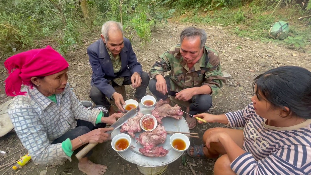 Eating pork with homemade rice wine