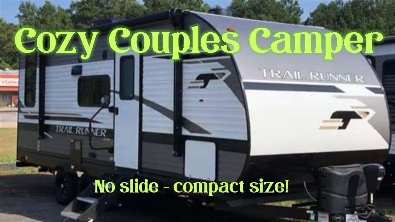 Cozy Couples Camper! No Slide!  2022 Heartland Trailrunner 211RD