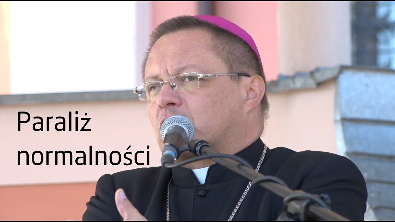 Powitanie i konferencja abp Grzegorza Rysia -  Paraliż normalności