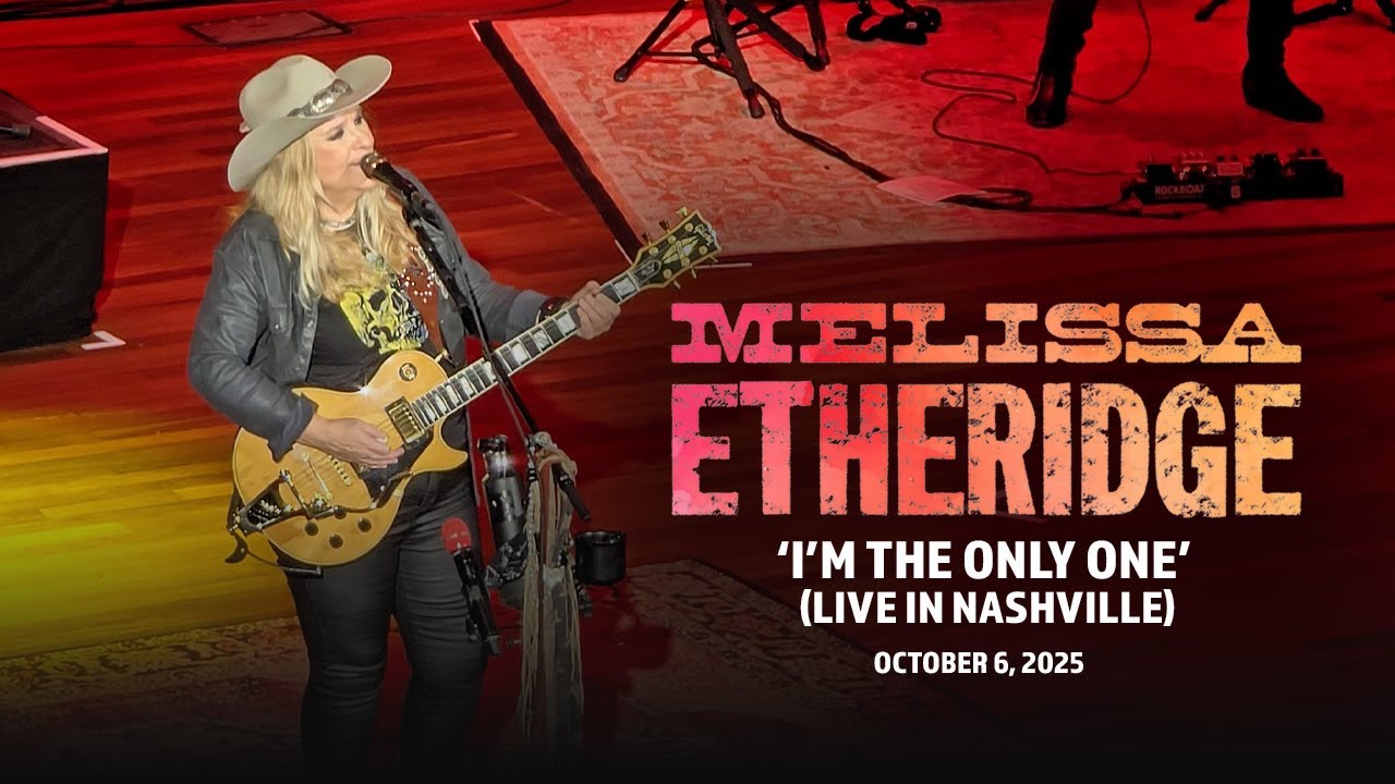 Melissa Etheridge Performs 'I'm The Only One' in Nashville |  Ryman Auditorium (10.6.25)