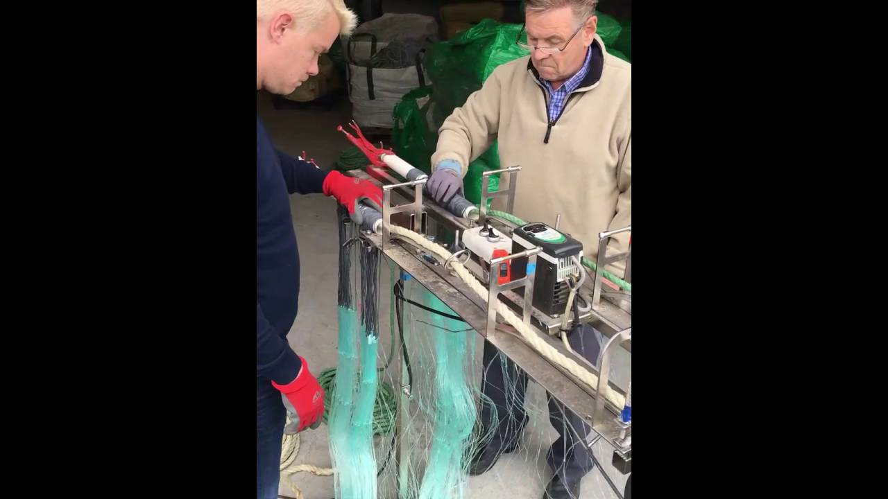Neptunus way of mounting a fishing net 1