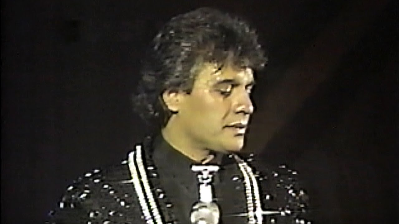 Juan Gabriel - Yo Me Voy | (En Vivo [Caracas, Venezuela - 1990]) | Celebrando El Grito