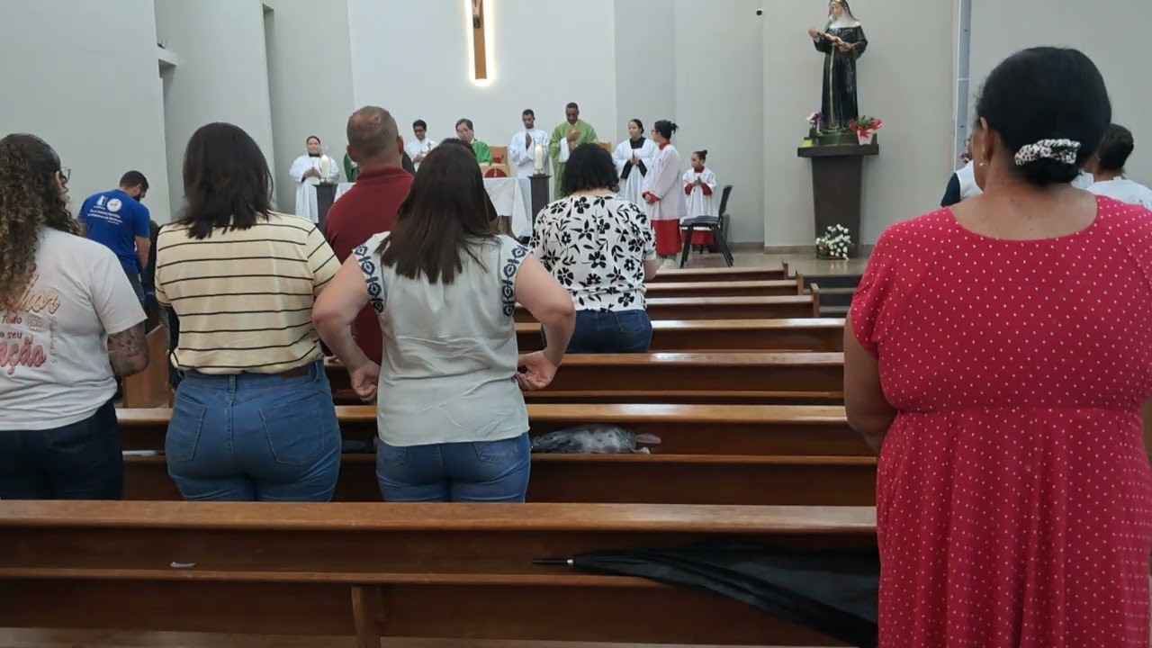 Missa  na  santa  Rita  de Cássia vem crianças comigo 