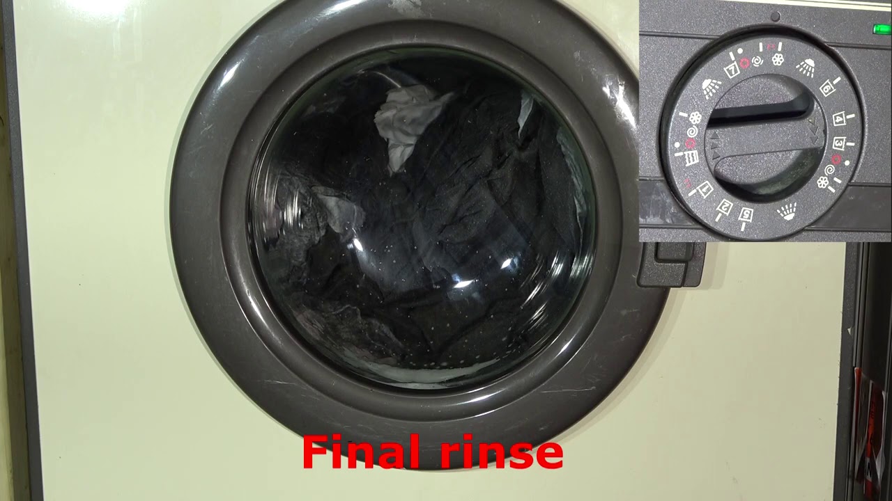 Hotpoint 9530 4   white nylon rinses and interm spin