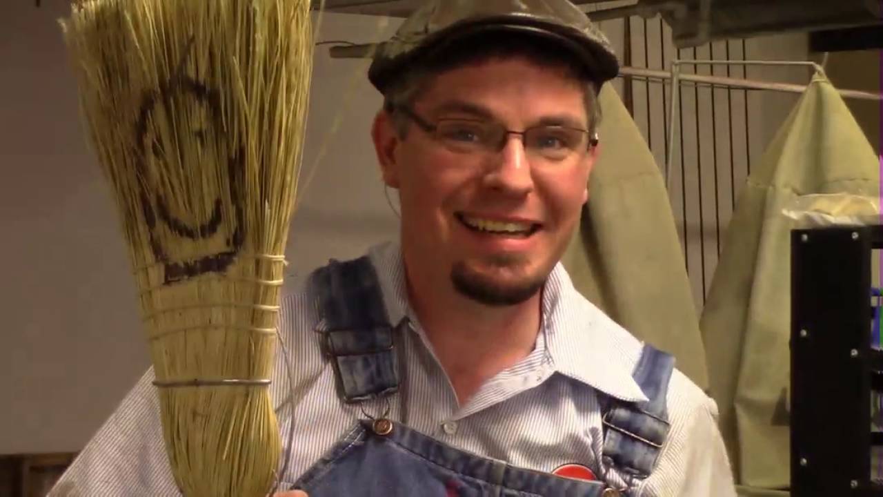 Cigar Box Nation TV (6/16/16) - How to Build a Washtub Bass