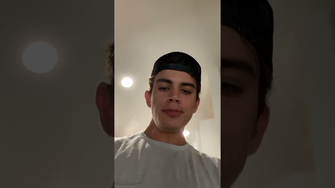 Hayes Grier - Livestream (Instagram)