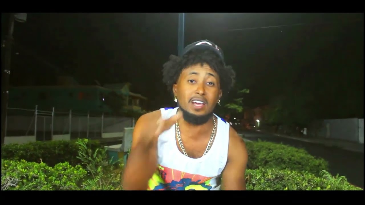EL RIYI - MILLONARIO DE FE (VIDEO OFICIAL)