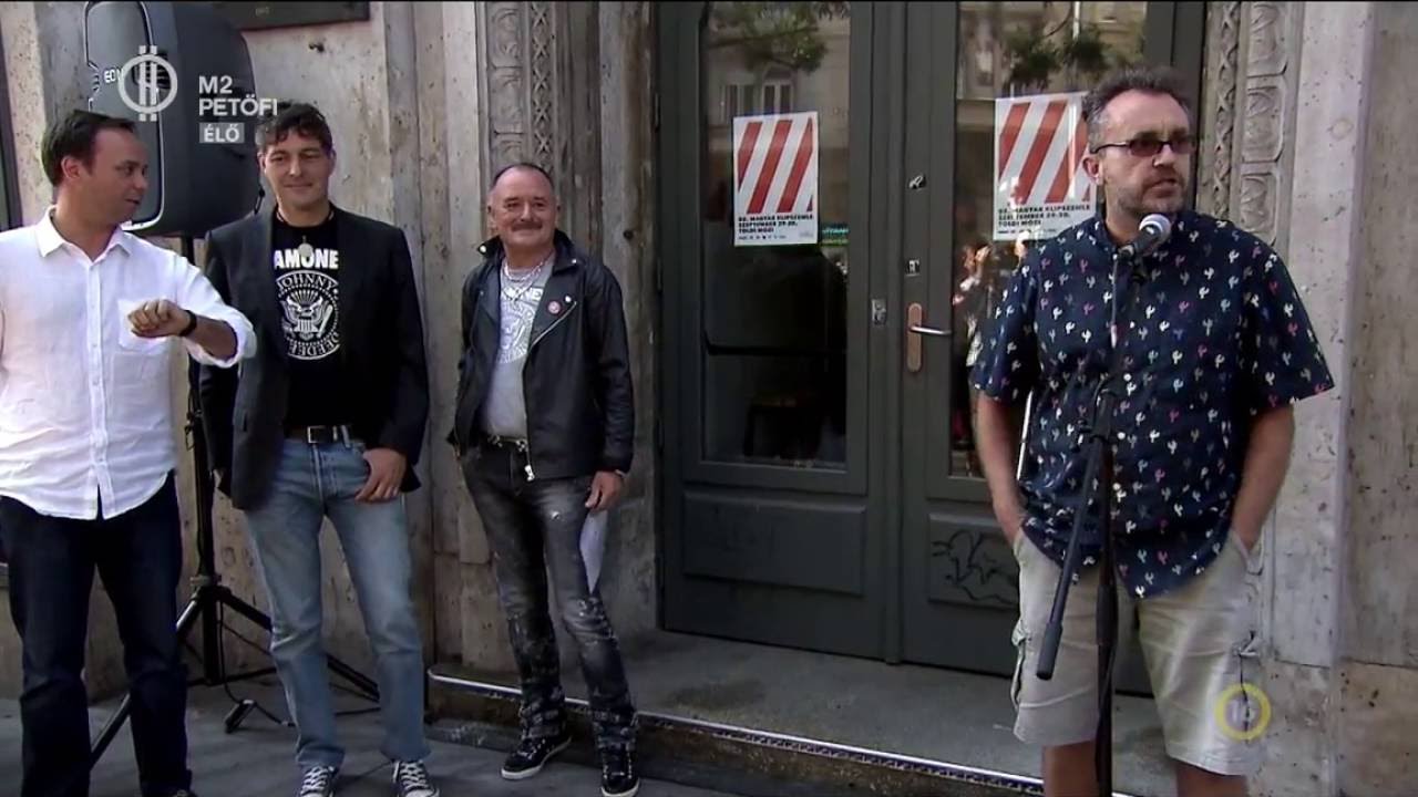 Emlékfalat avattak Tommy Ramone tiszteletére Budapesten - M2