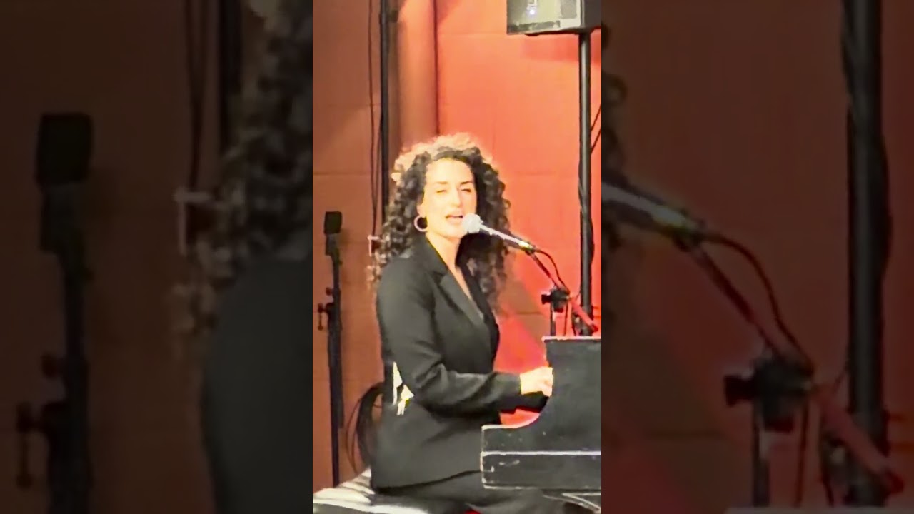 @izzestein live @MonksJazzClub #austin.  #amazingsinger #jazz #awesomeshorts #beautifuldestinations 
