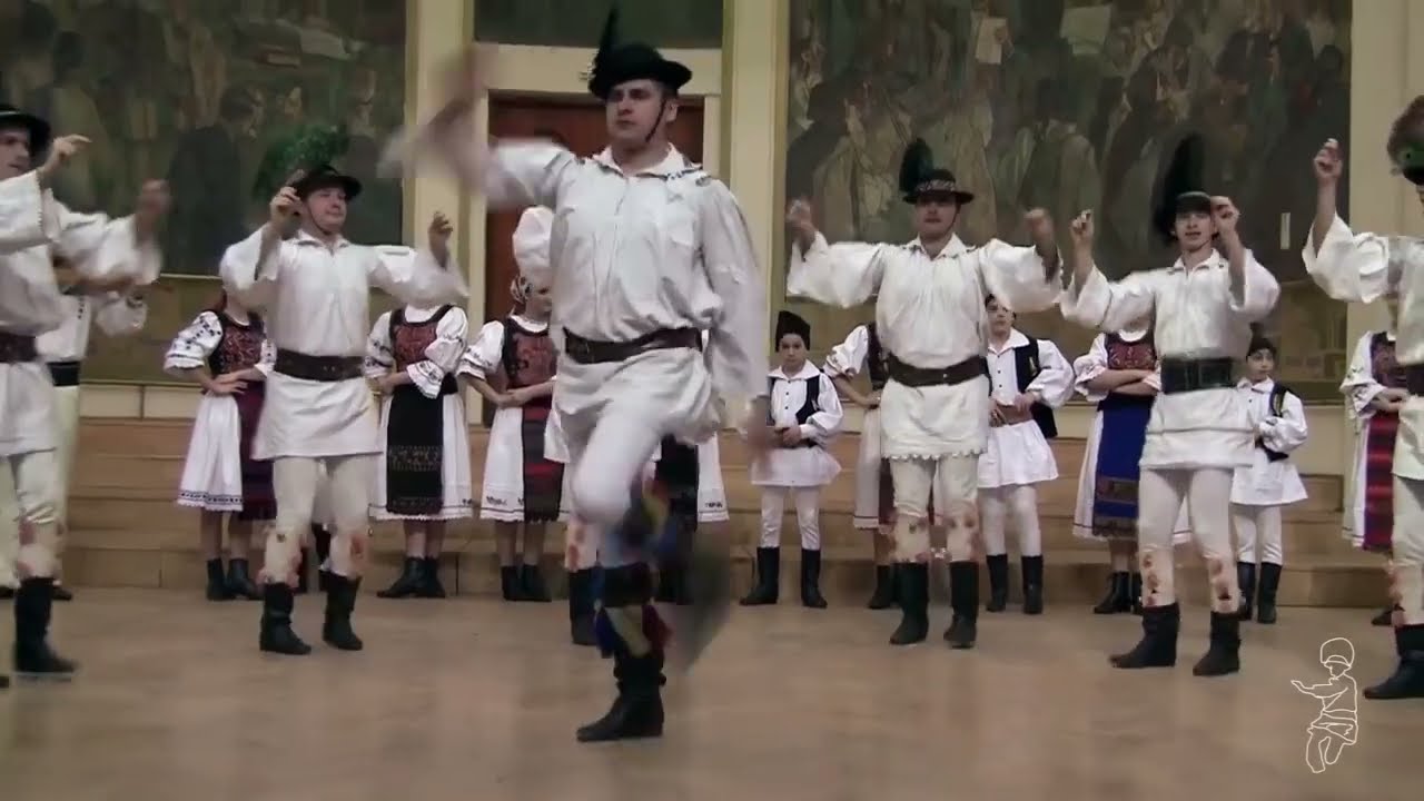 2015 - Jocul fecioresc din România - Lad's dances in Romania