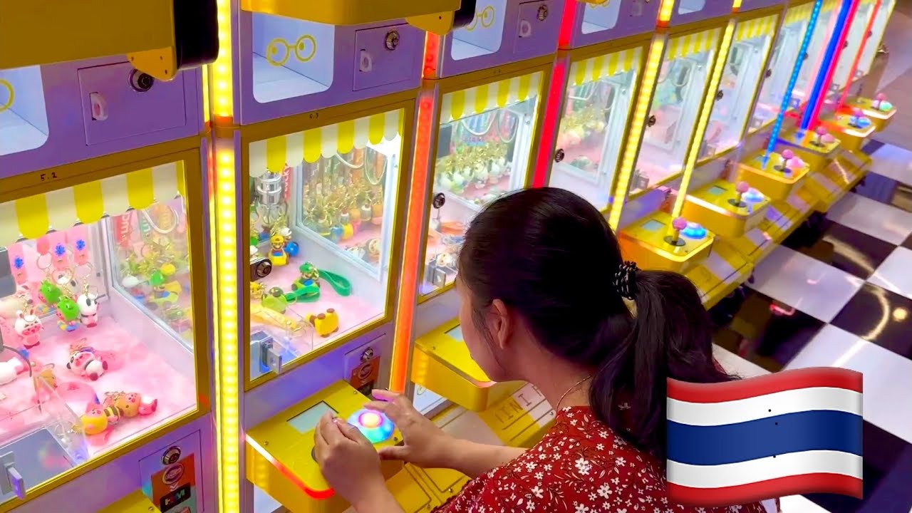 Thailand Bangkok Claw Machine At MBK Center