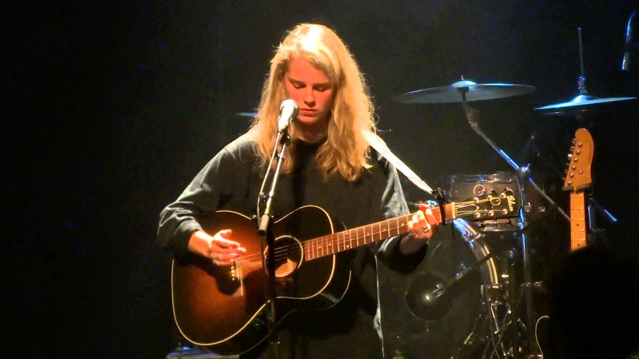 Marika Hackman - Retina Television (HD) Live In Paris 2014