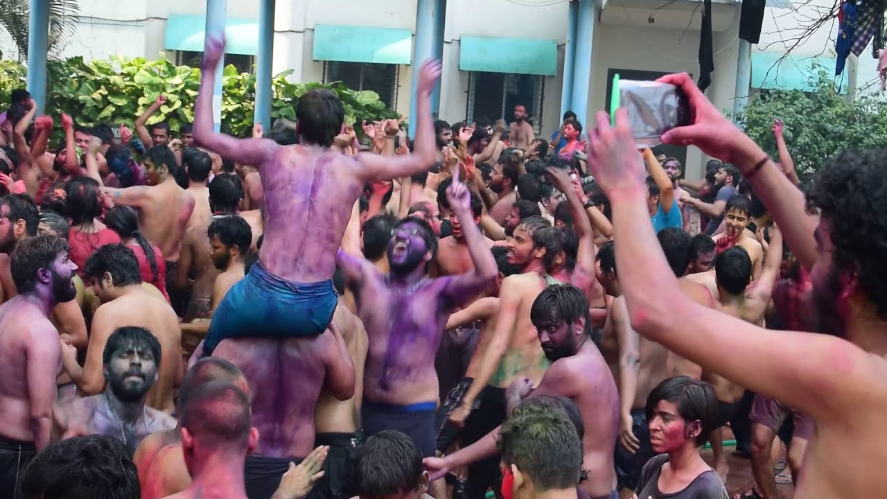hostel 13 iitb holi fest