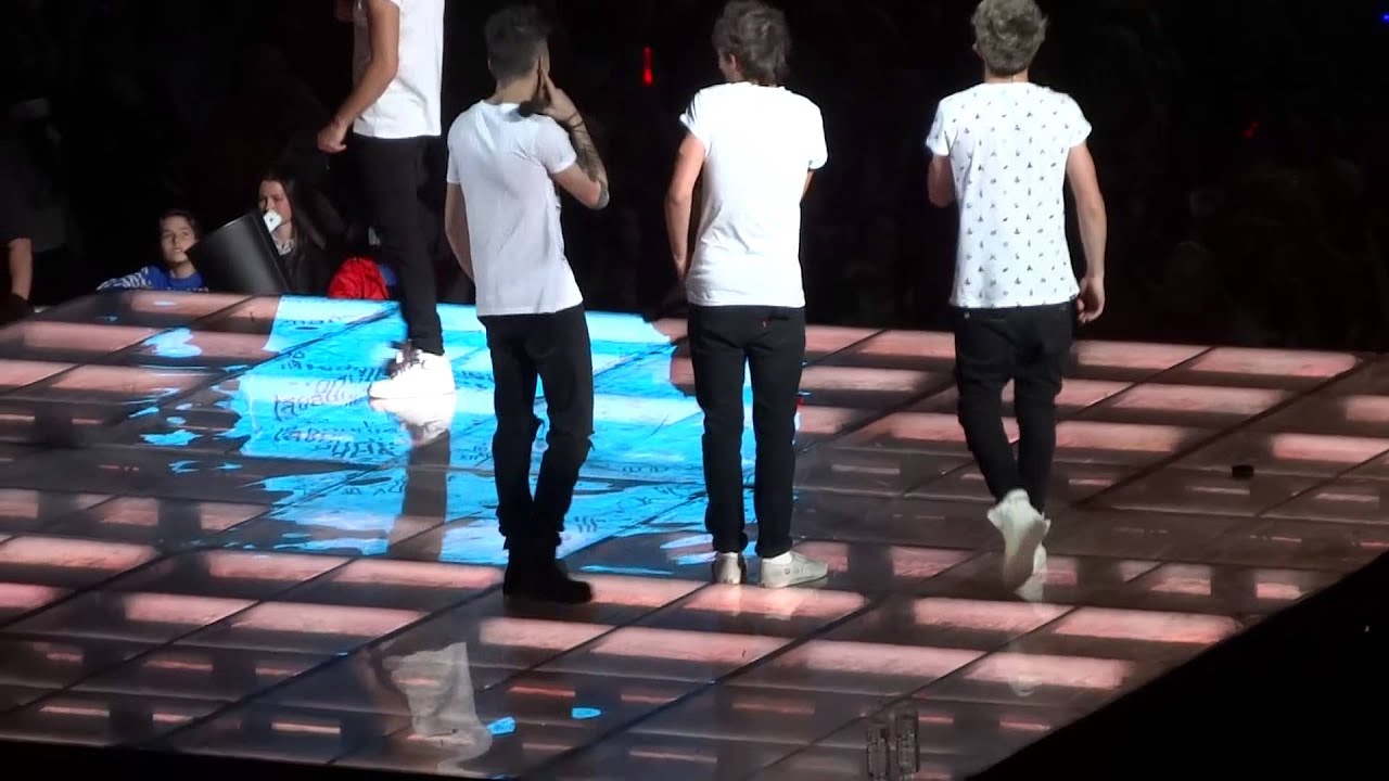 One Direction Twitter Questions / Rod Laver Arena Melbourne 3/10/13 Matinee