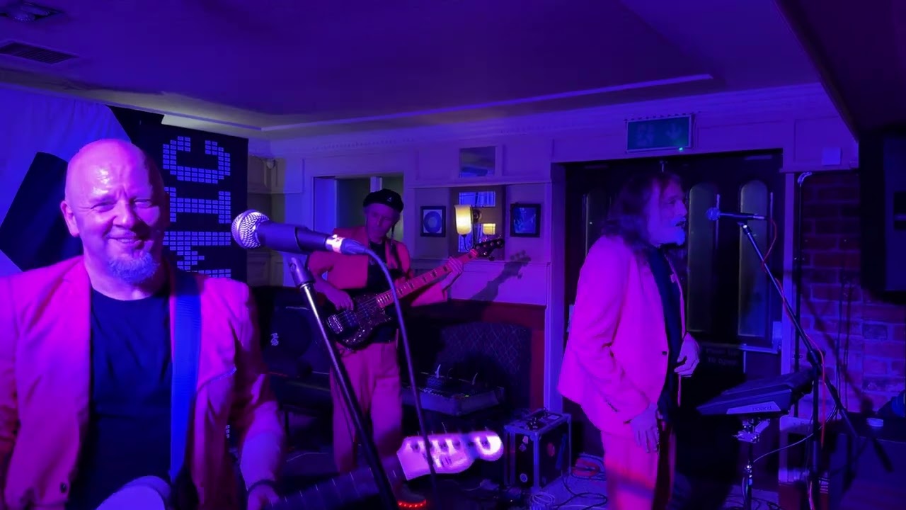 Atomic - Dancing on the Ceiling31-01-2026 filmed by Eyam Media