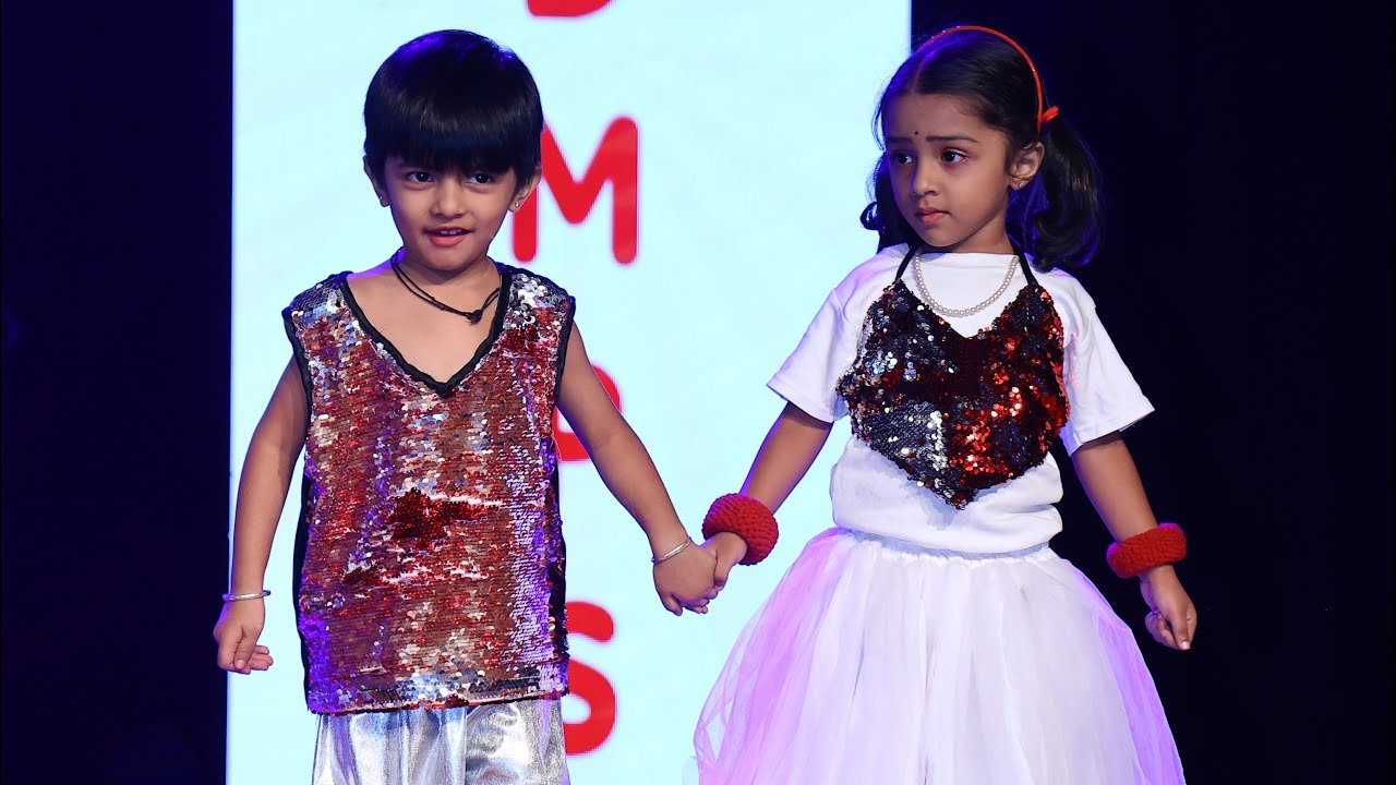 My little son first dance performance on stage🧿✨💖#dancevideo#mylittleson#playgroupactivities 