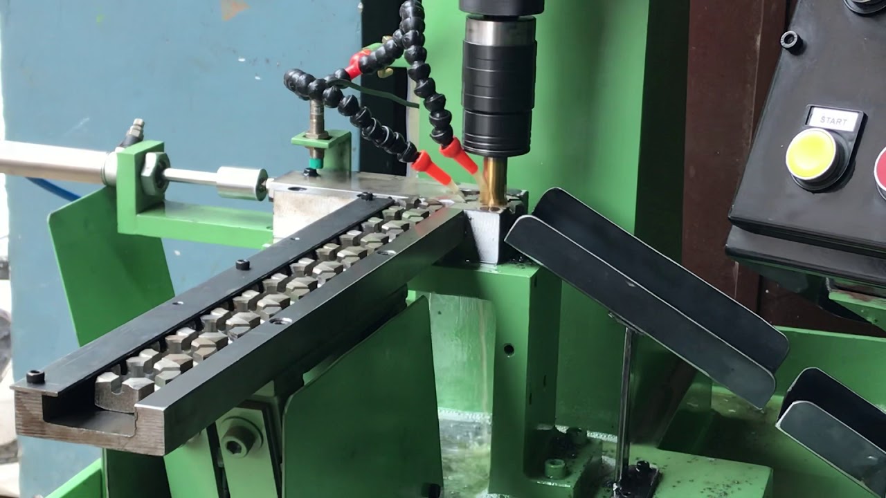 Big Nut Tapping Machine