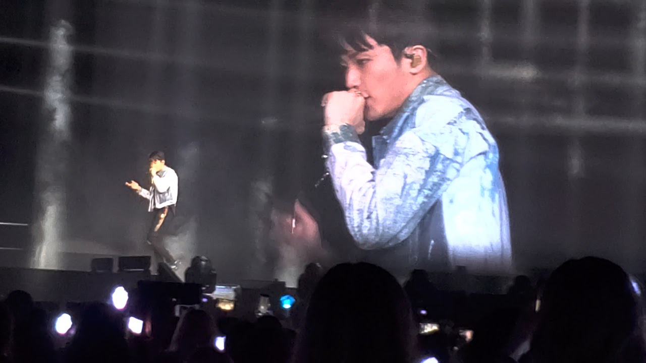 Fancam SuperM Concert Mark solo - Talk About 11/13/19 Chicago United Center Arena