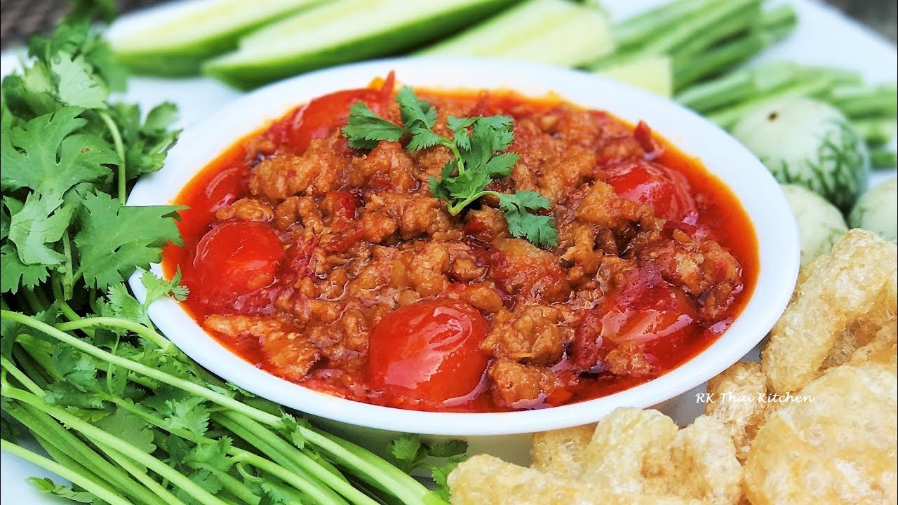 น้ำพริกอ่อง Nam Prik Ong (Northern Thai Chilli Dip)