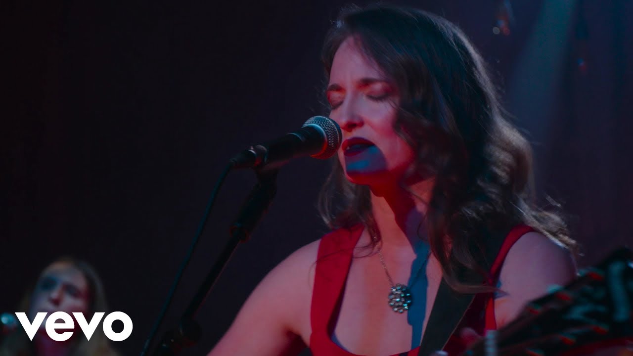 Dawn Landes - Try to Make a Fire Burn Again (Live)