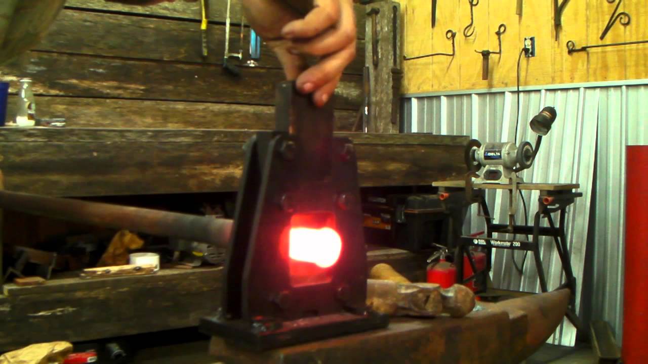 Blacksmithing lesson #5  How to forge a candle cup