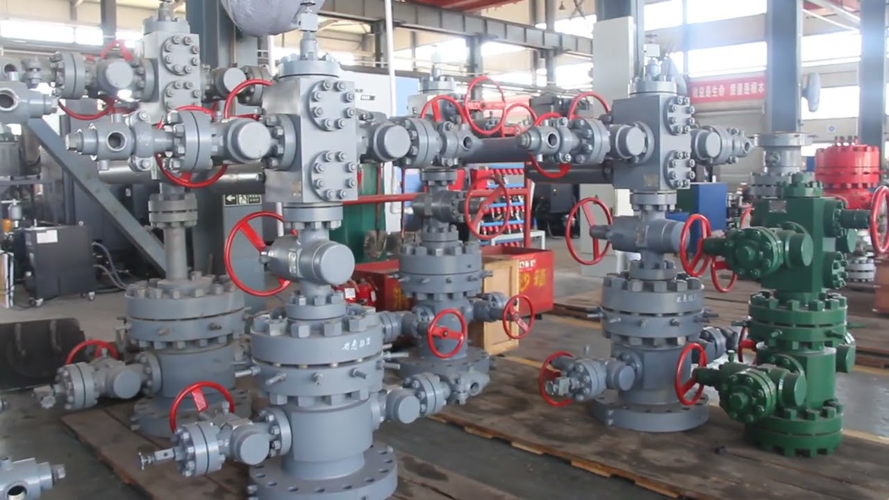 3.84Coventional Wellhead And Christmas Tree