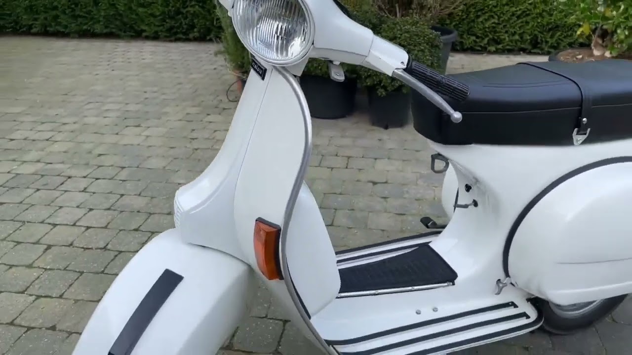 Vespa PX 200
