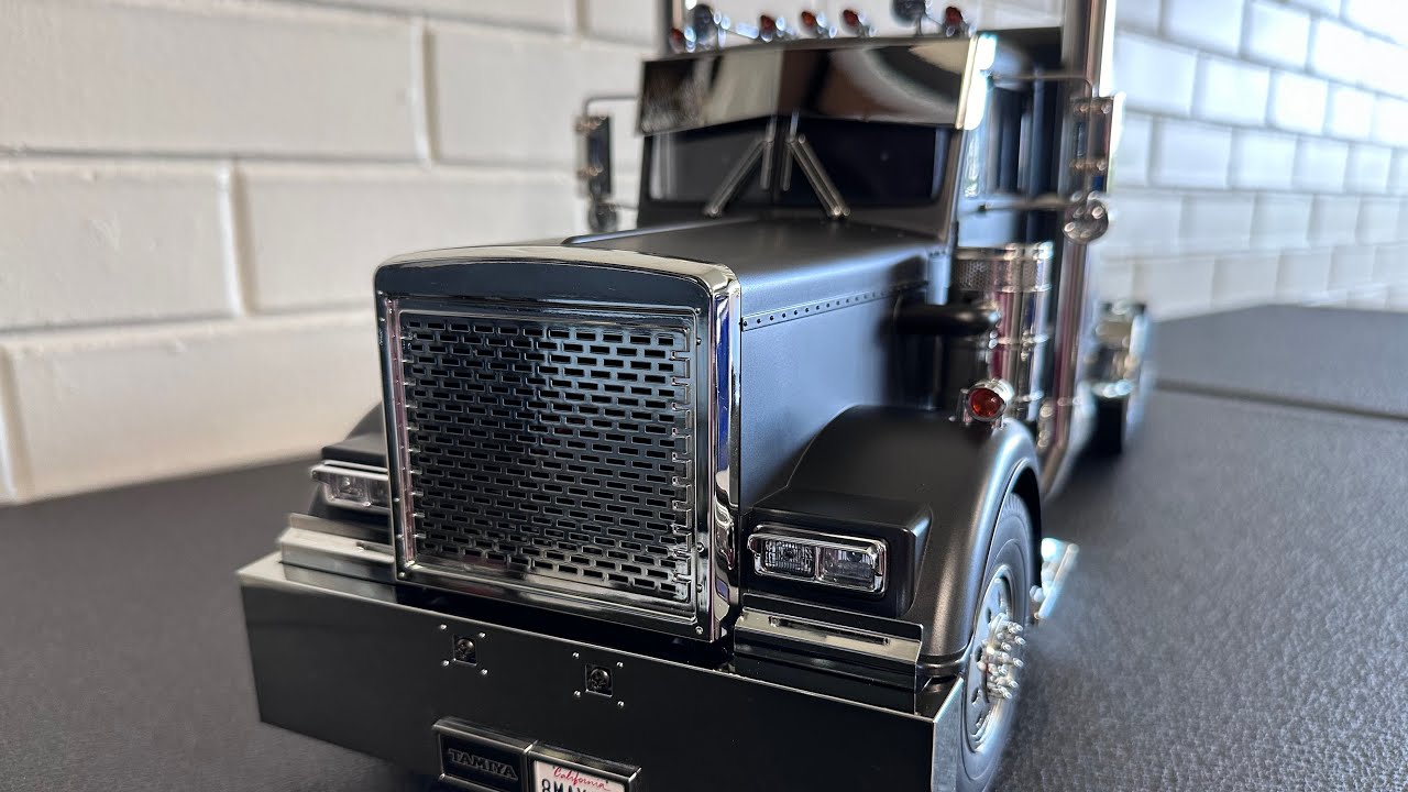 Tamiya Grand Hauler Matte Black Special Edition Chassis Build Part 5