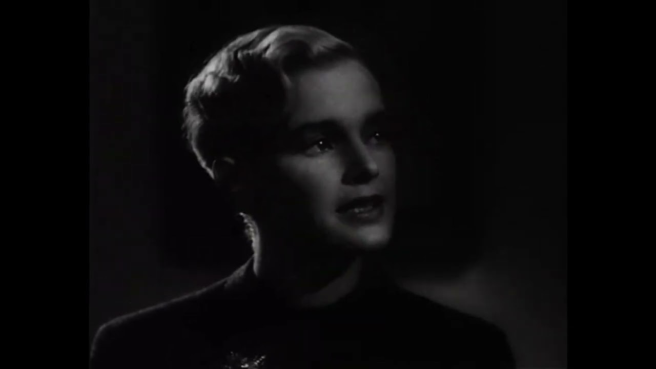 First scene from Girl with Hyacinths (Flicka Och Hyacinter, 1950) - Hasse Ekman