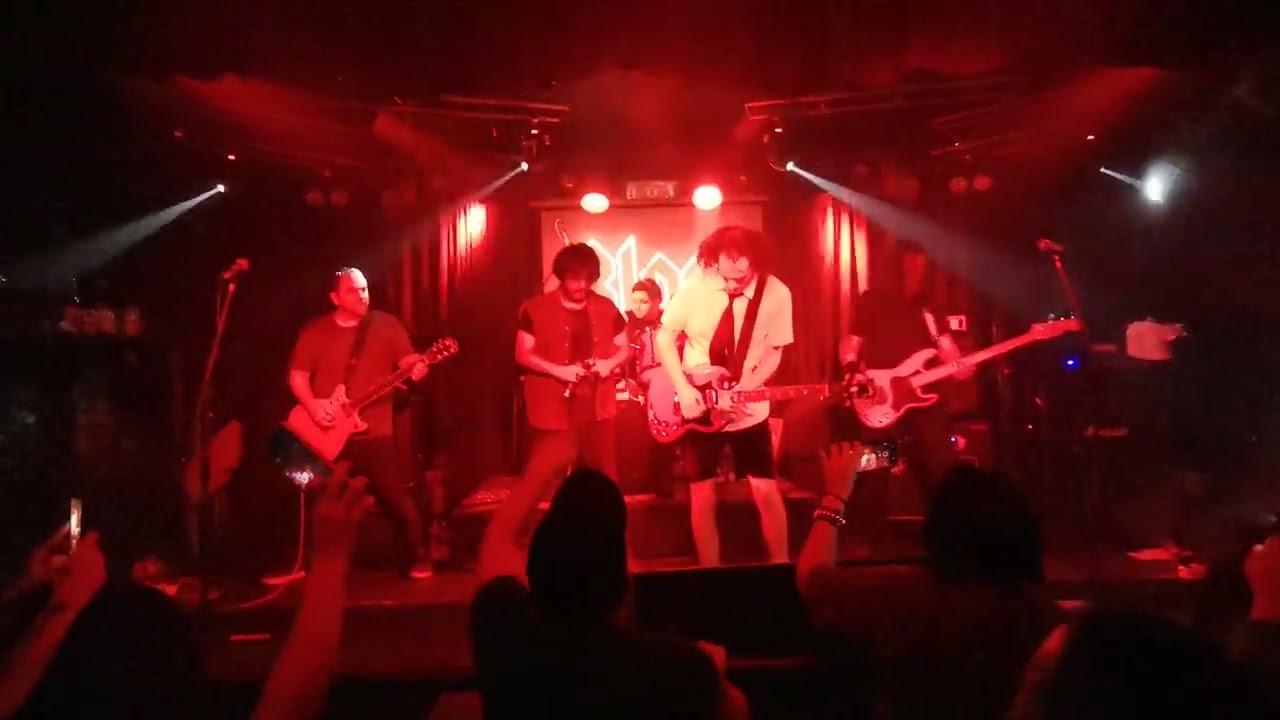 BLOOD.(homenaje a Ac-dc). 1.11.2025 Oeste rock. Thunderstruck 