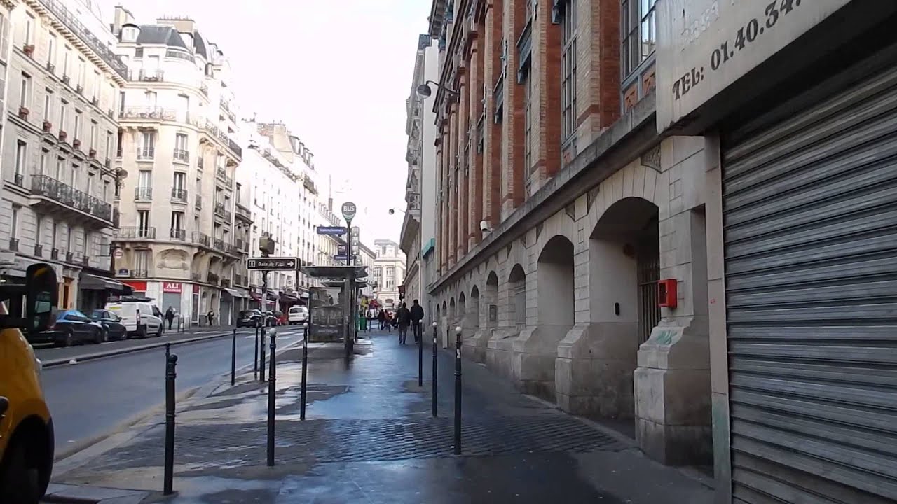 Walking around in 10e Arrondissement Paris - Gare du Nord