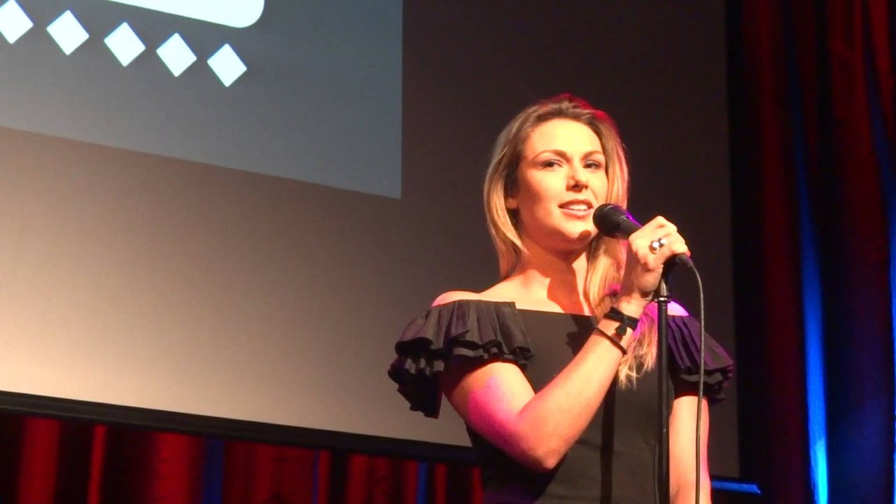 After Show Siobhan Dillion covering Bruno Mars