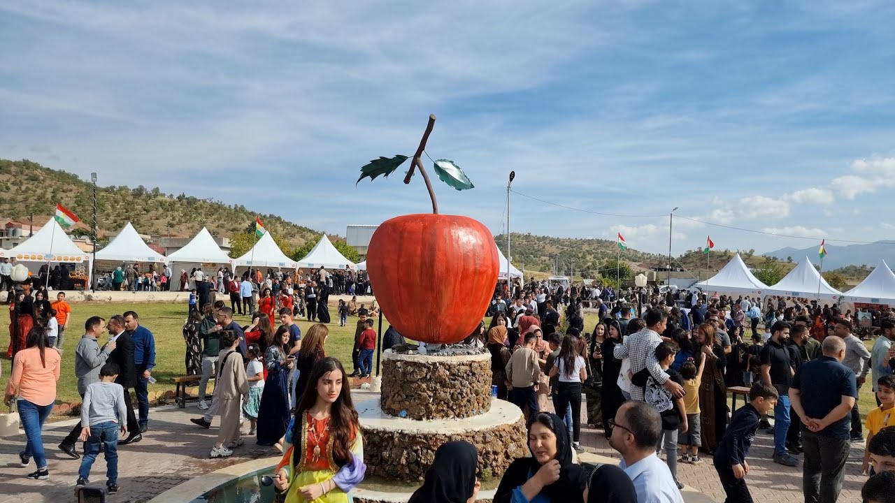 فه ستيفال سێفا به ر واريا-Festival apple barwarya