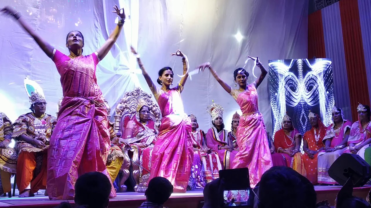 Dance on jain bhajan