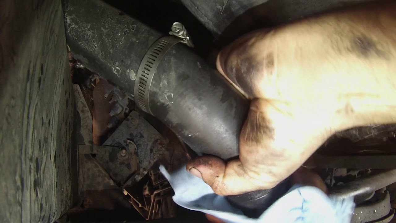 2002 Dodge Ram thermostat leak, Sorry about the intro.
