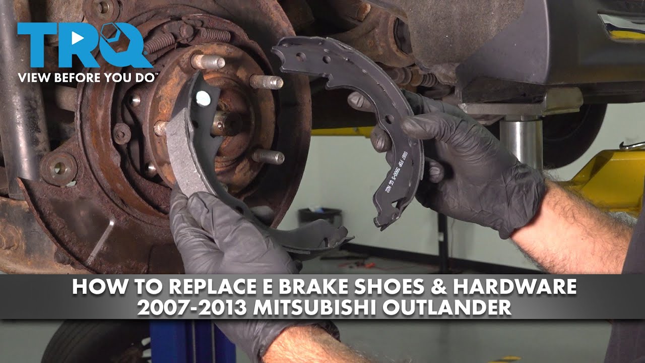 Как заменить колодки аварийного тормоза и комплектующие на Mitsubishi Outlander 2007-2013