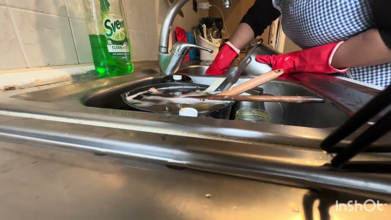 How I clean my kitchen .January 30, 2026
